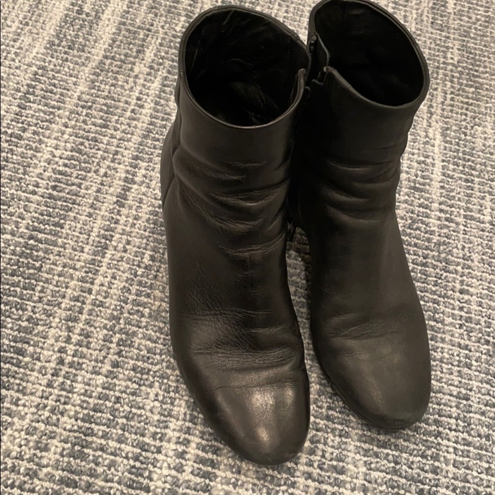 Vince leather black booties